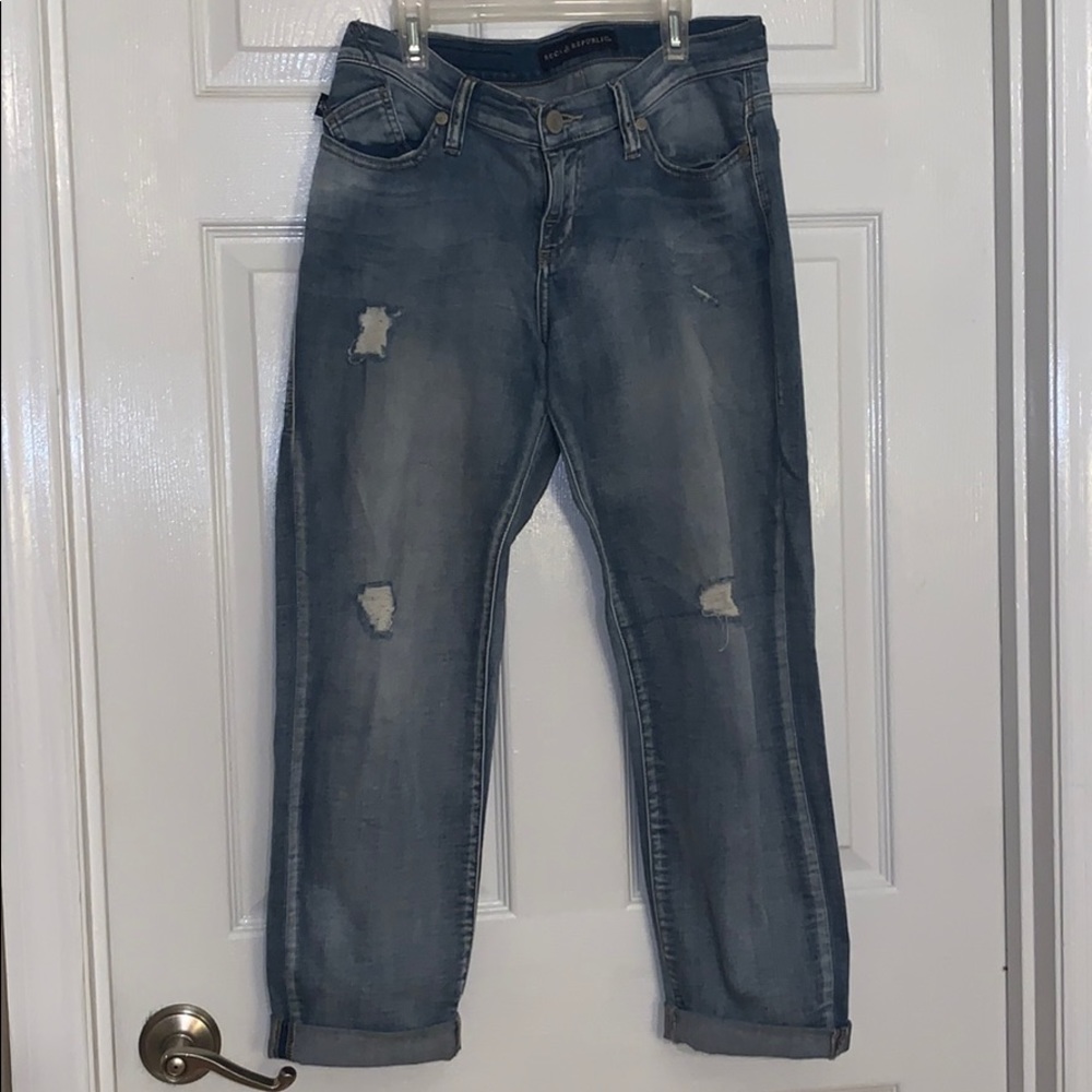 Rock & Republic Cropped Distressed Jeans